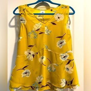 CABI SM TANK/RUFFLE BOTTOM TANK(A-39)